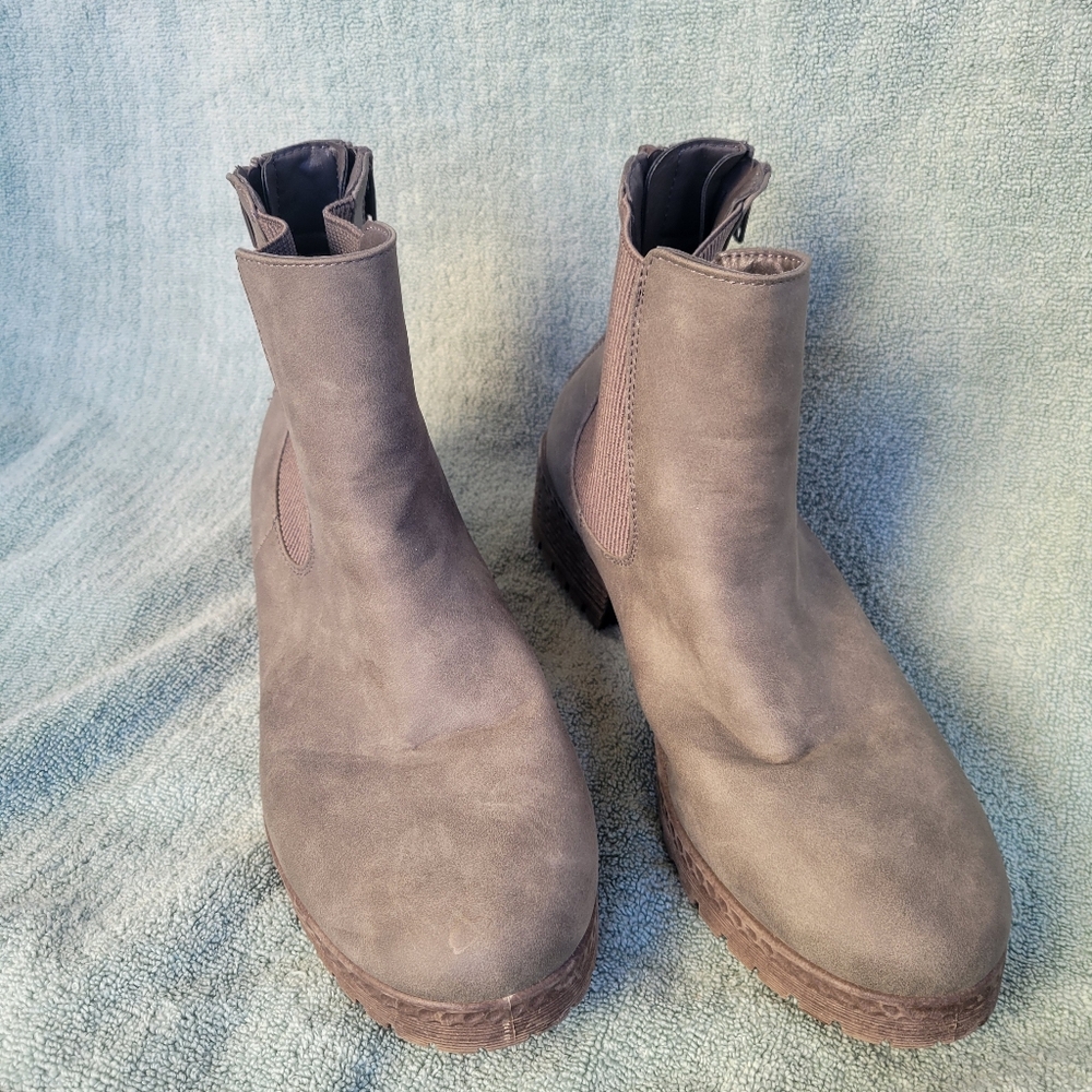 Maurice's Gray Ankle Boots, Size 10